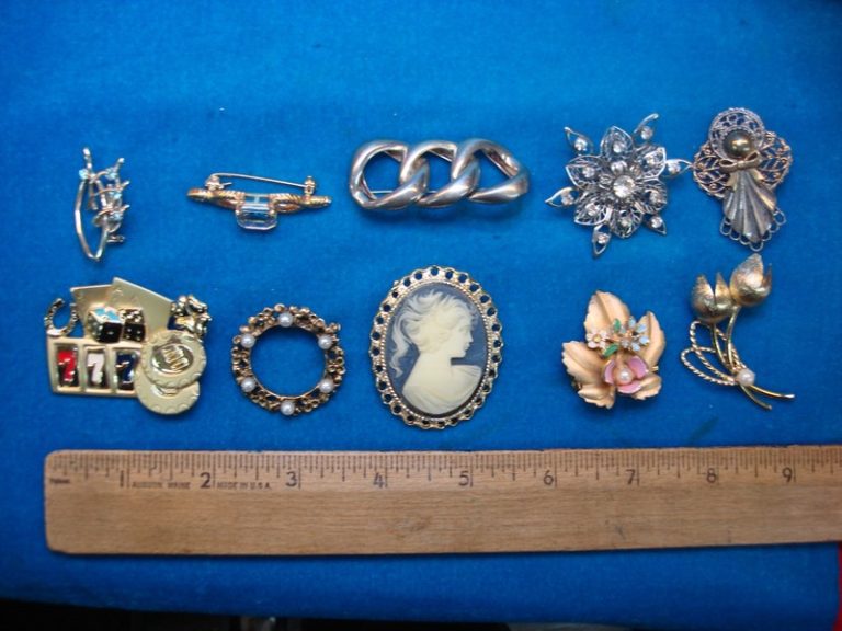 Set of ten vintage costume pins, unique and usable treasures