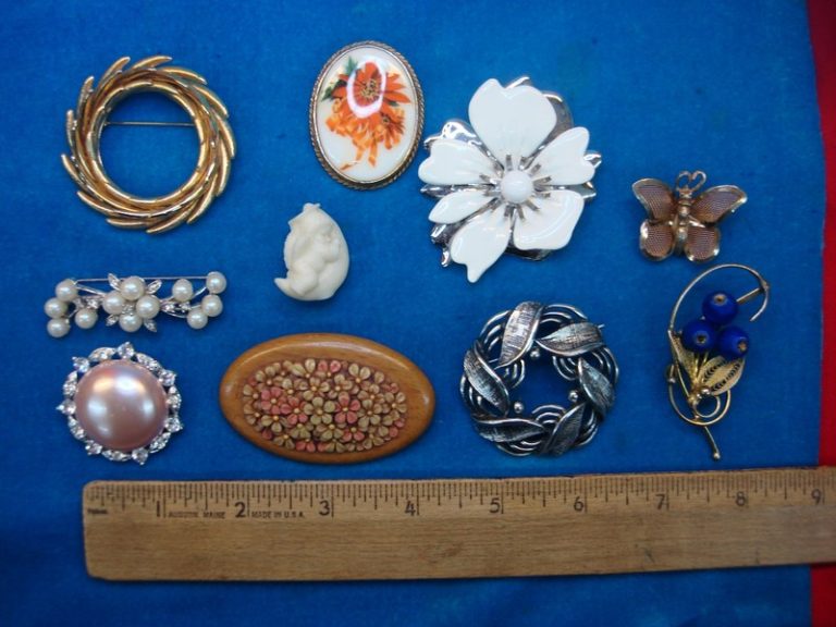 Set of 10 vintage sports themed costume pins