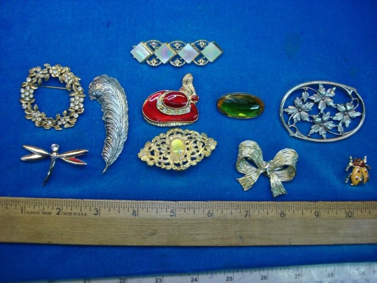 Vintage costume pin collection of 10 unique and usable pins