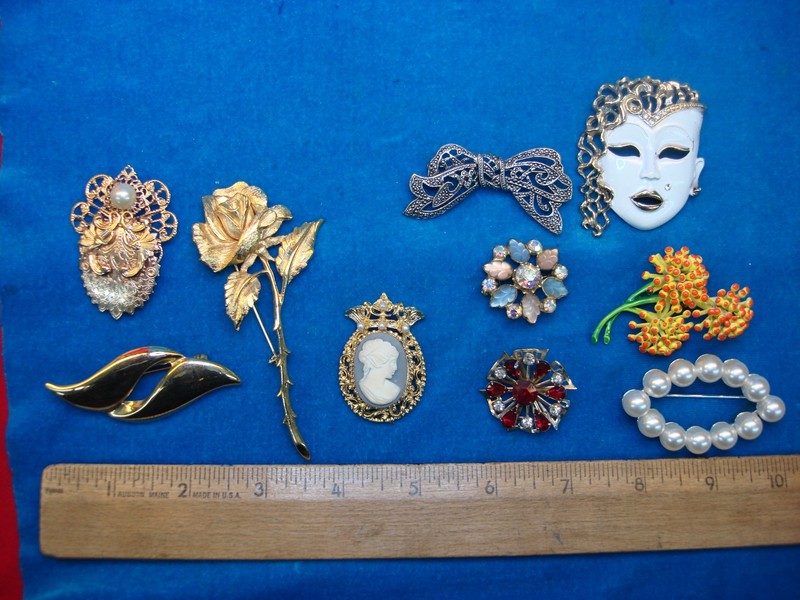 Lot of 10 vintage costume pins, unique designs