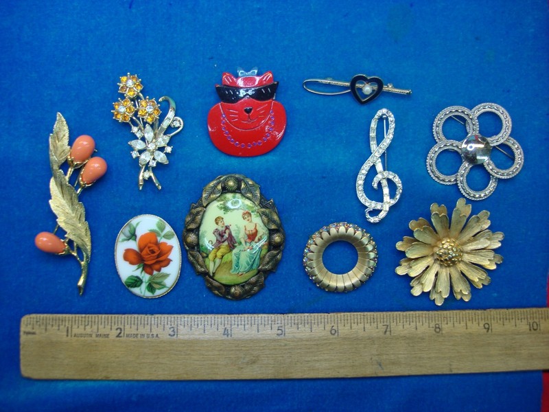 Vintage Costume Pin Lot of 10
