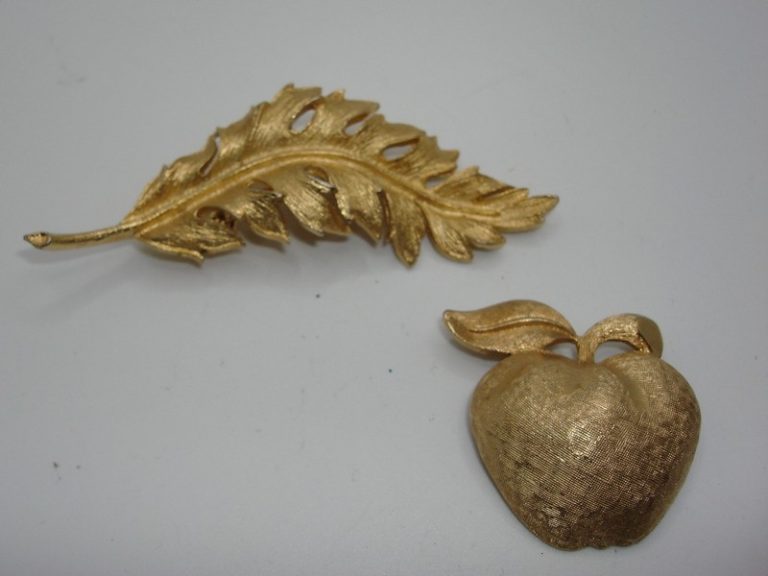 Pair of vintage Coro brooches, apple and leaf design, 1961