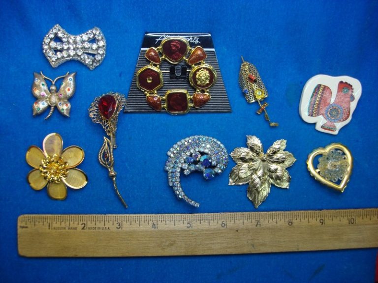 Estate Jewelry 10 pc Pin Lot - Vintage Costume Pins, Unique & Usable