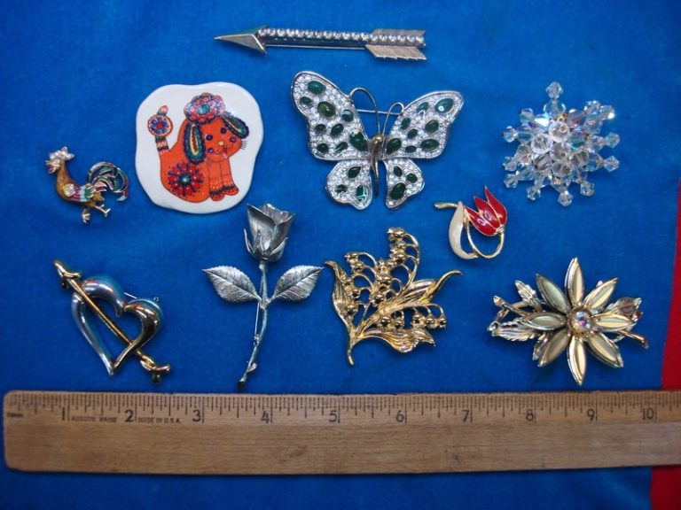 Vintage costume pins, enamel brooches