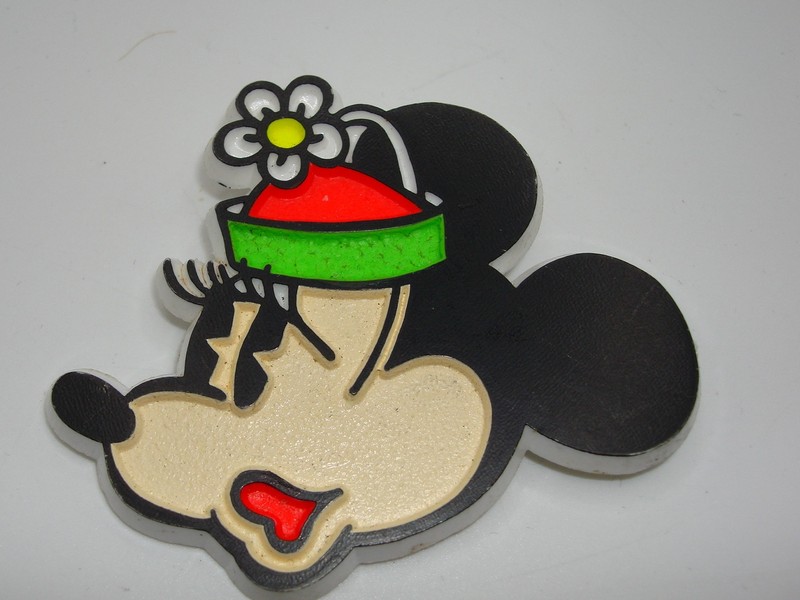 Vintage 1970s Minnie Mouse Lucite Pin