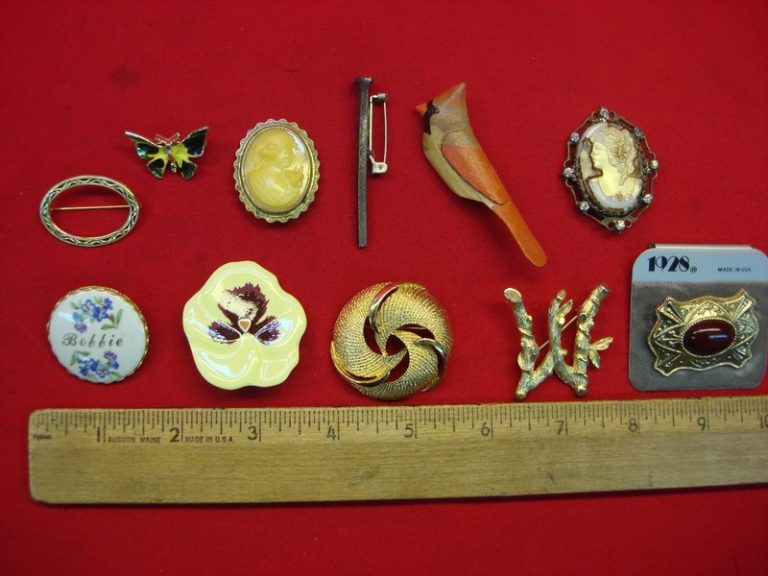 Vintage estate jewelry lot of 10 unique pins