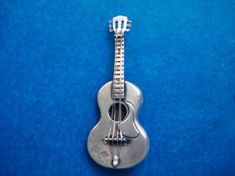 Vintage Beau Sterling Silver Folk Guitar Pin