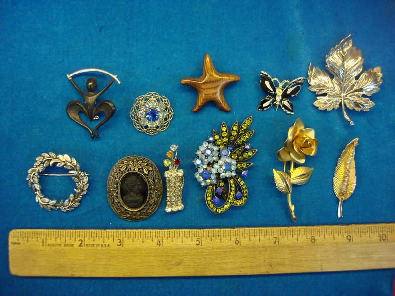 Vintage costume pins lot of 10, unique and usable estate jewelry