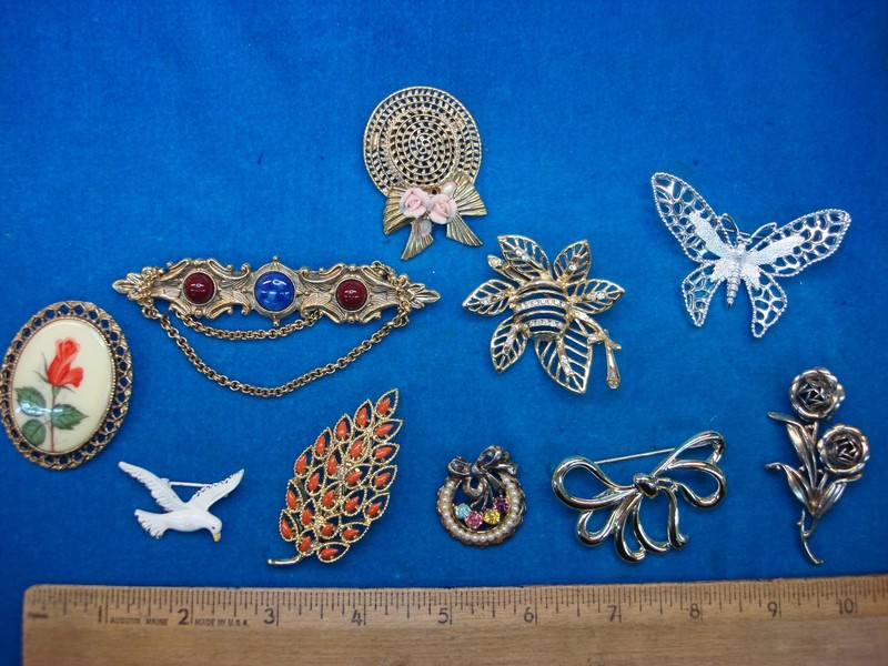 Vintage Costume Pin Lot of 10