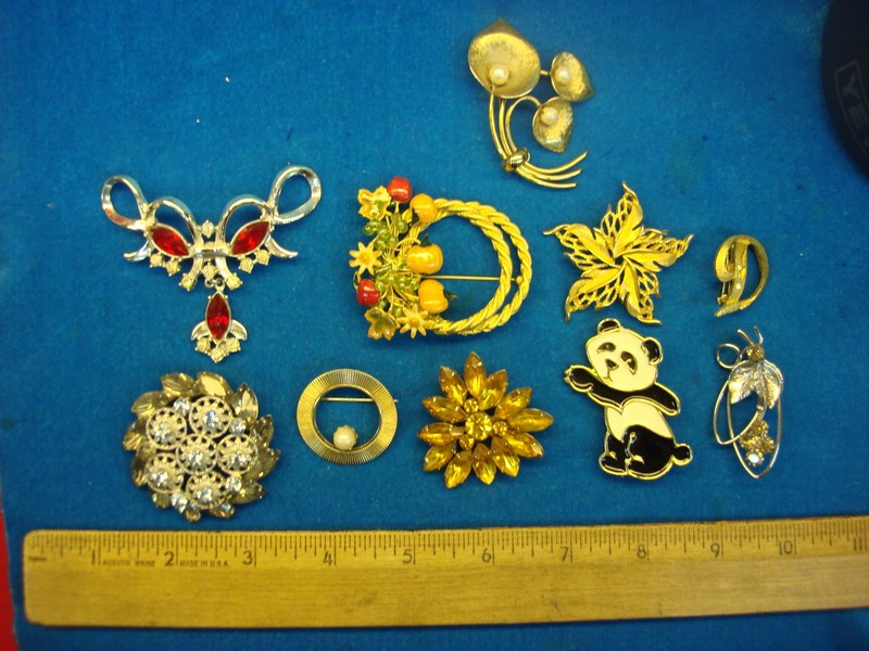 Vintage Costume Pins - Lot of 10 Mix & Match Designs