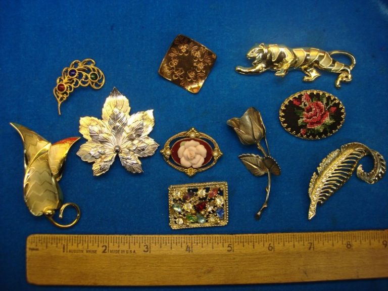 Vintage estate jewelry lot of 10 unique pins