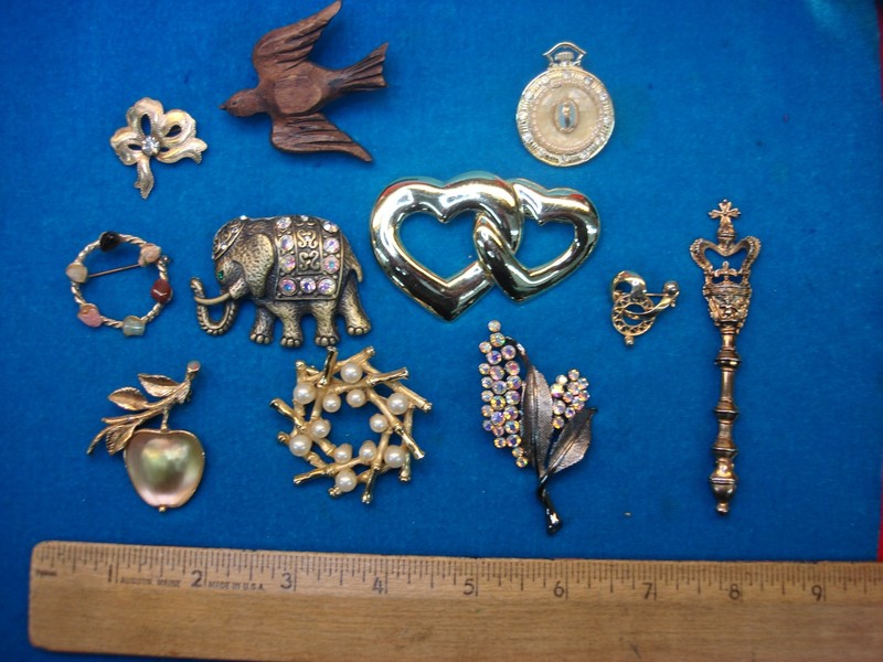 Vintage costume pins, set of 10 unique and usable pins