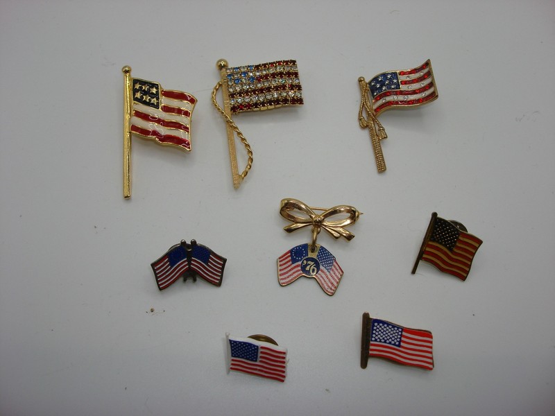 Vintage set of 8 USA flag pins, enamel and rhinestone