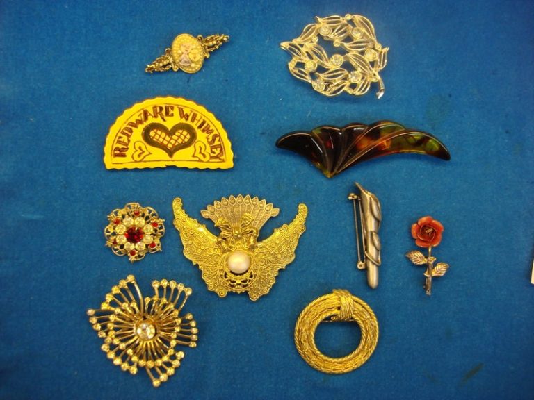 Vintage costume pin lot of 10, unique designs
