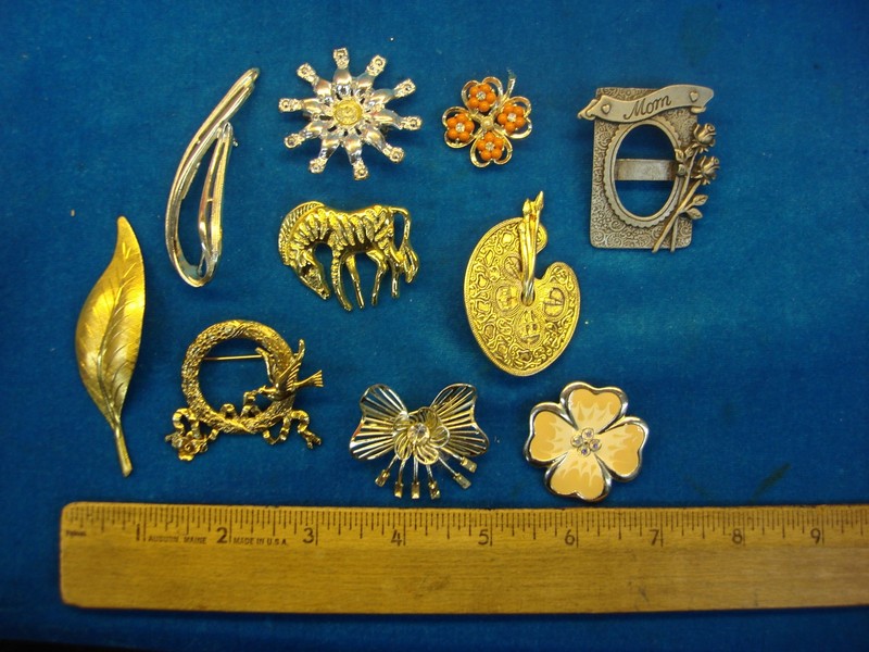 Vintage Estate Jewelry Pin Lot