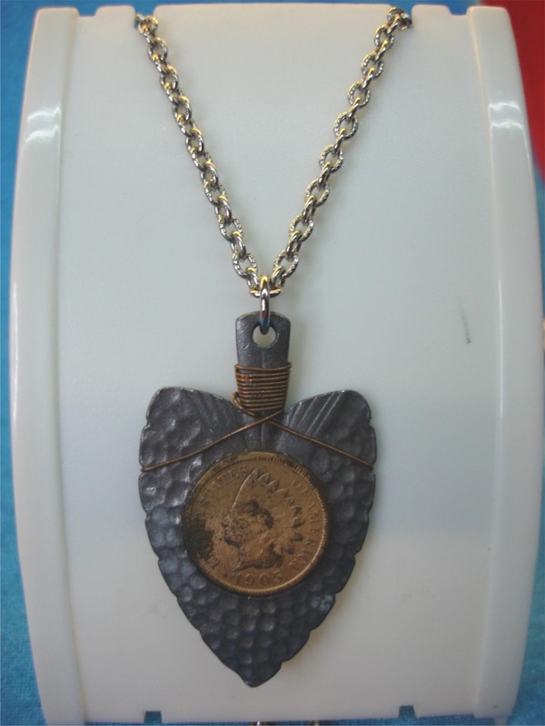 Vintage 1905 Indian Head Cent Arrowhead Pendant Necklace