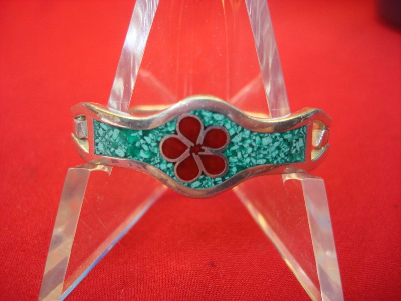 Vintage Mexico Sterling Silver Turquoise Hinged Bangle Bracelet with Red Enamel Floral Design