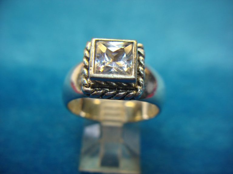 Vintage Silpada Sterling Silver Ring with Square CZ, Size 9