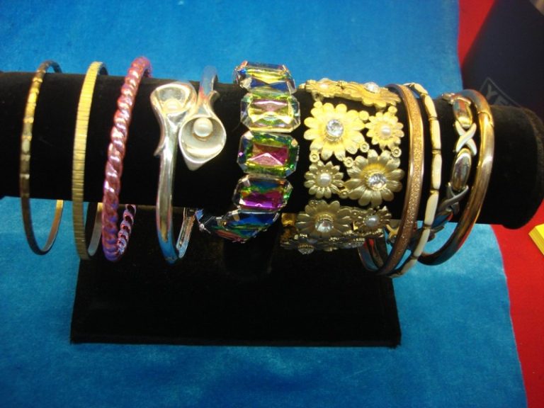 Vintage costume bracelet lot of 10
