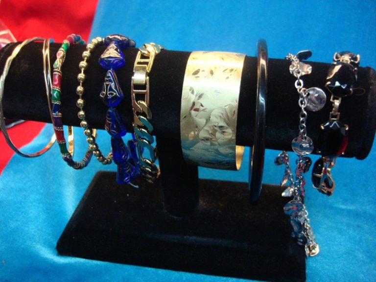 Vintage costume bracelet lot of 10
