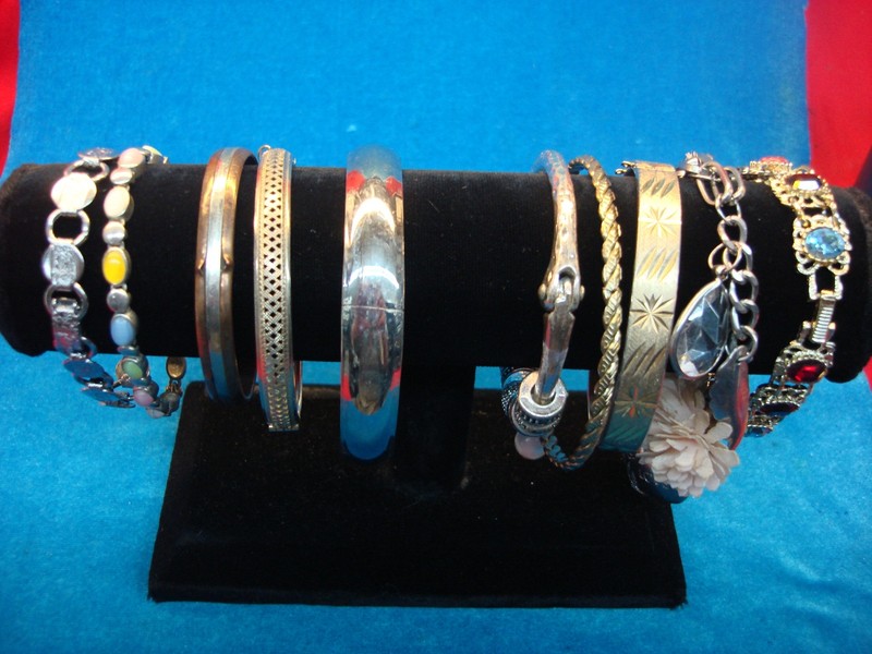 Vintage estate bracelet lot of 10