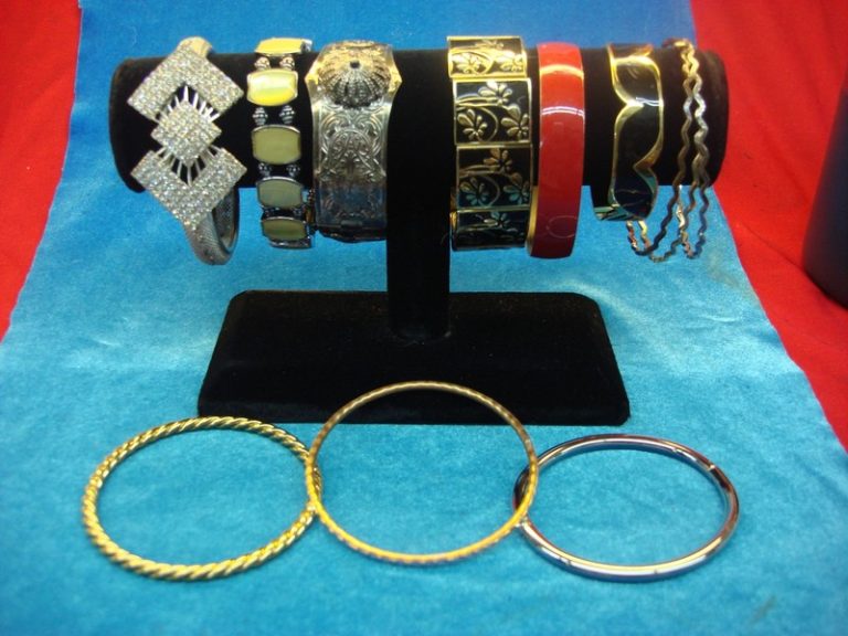 Vintage costume bracelet lot of 10