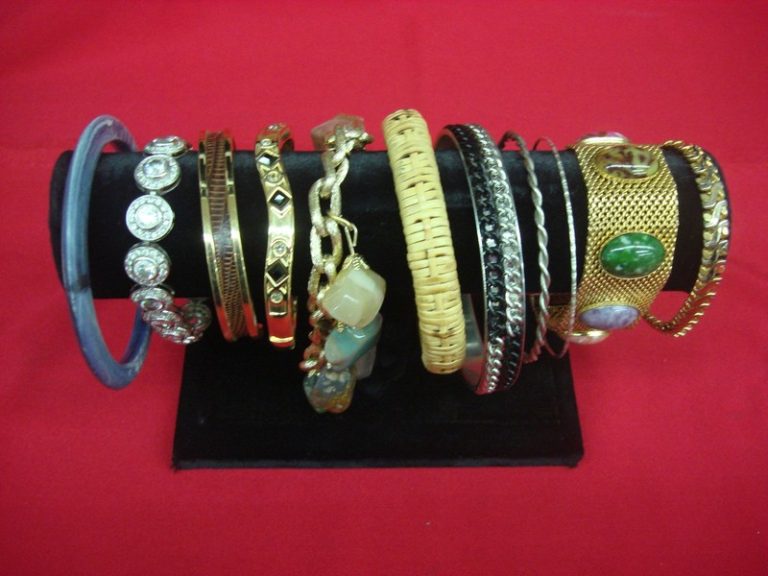 Vintage estate bracelet lot of 10