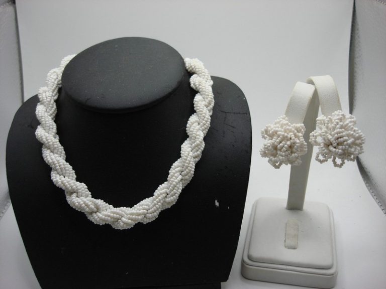 Vintage 1940s micro seed bead choker necklace and earrings set in original box