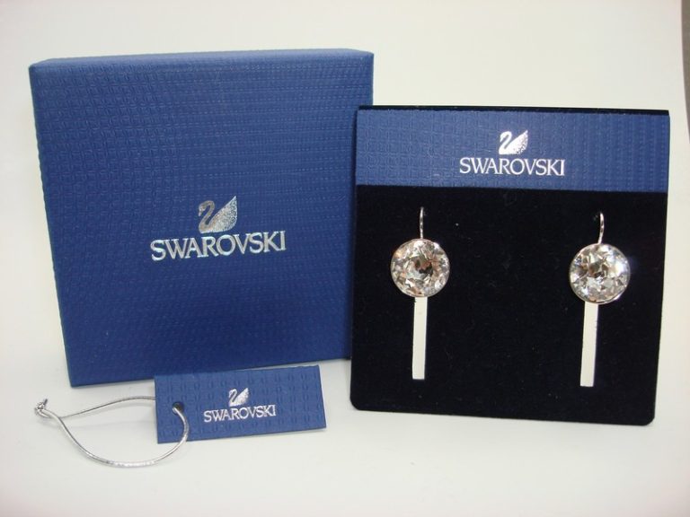 Vintage Swarovski crystal lever back earrings, large size (14mm), mint condition in original box