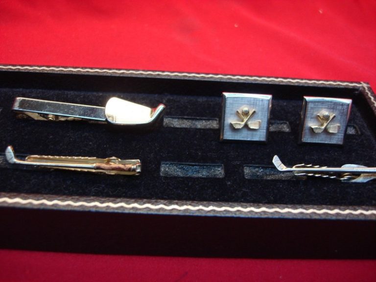 Vintage Anson tie clips and Swank cufflinks in great condition