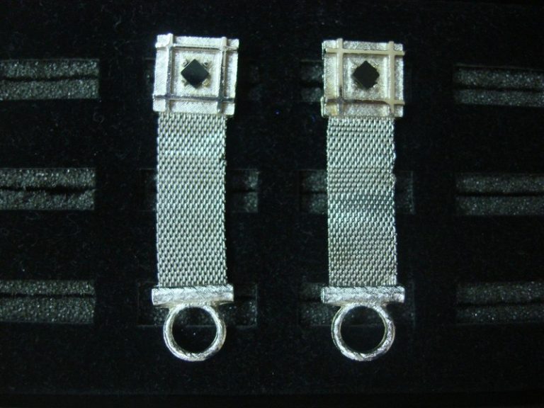Vintage silver-tone wrap around cufflinks with black accents