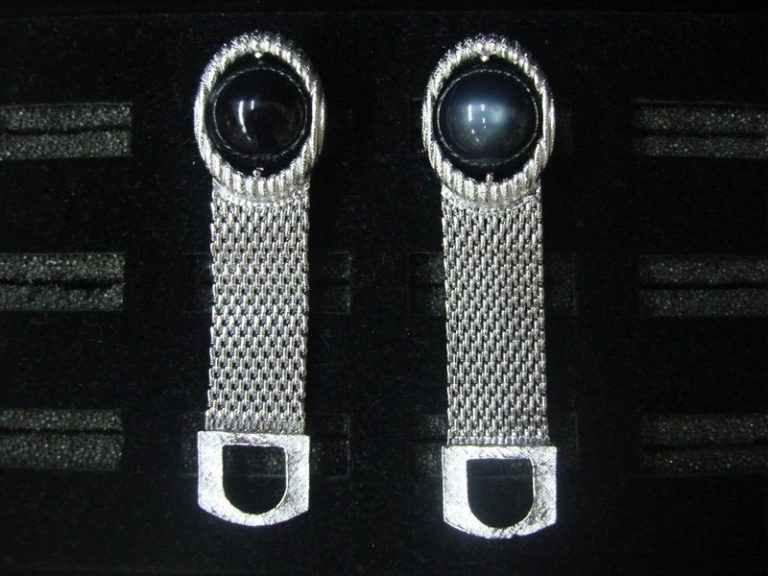 Vintage Swank silver tone wrap-around cufflinks with moonstone accents