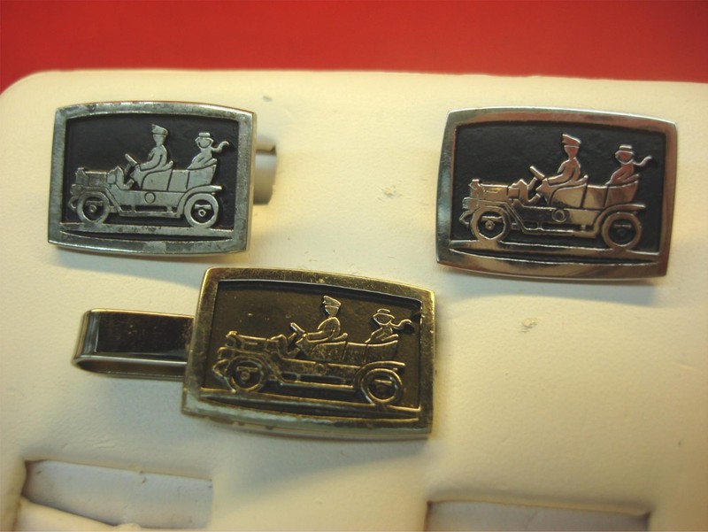 Vintage Silver Tone Chauffeur & Passenger Cufflinks & Tie Clip Set - #81