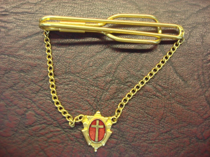 Vintage chain dangle tie clip with cross and red enamel