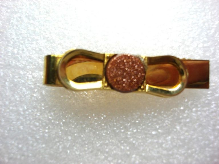 Vintage gold tone tie clip with terracotta stone
