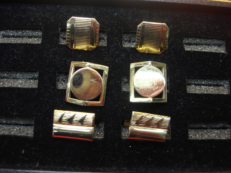 Vintage gold-tone cufflinks set of 3