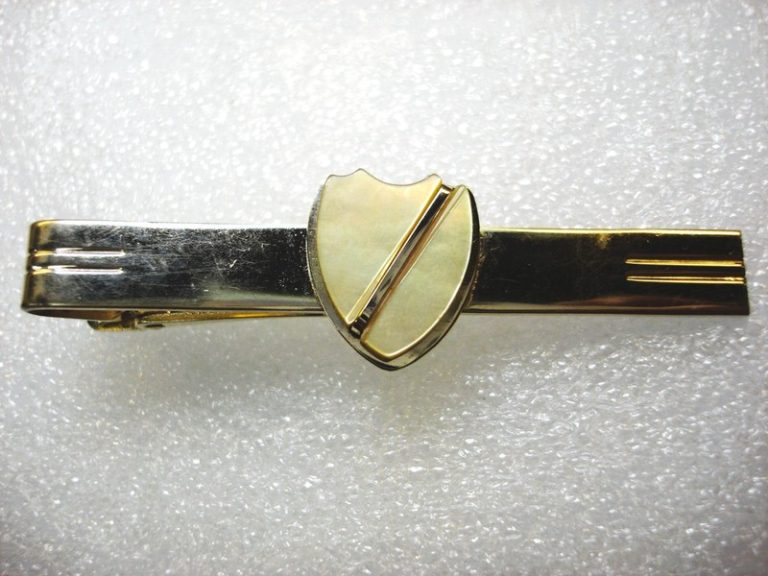 Vintage gold tone mother of pearl tie clip