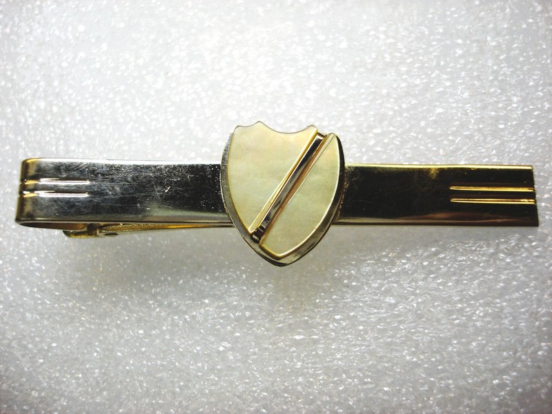 Vintage gold tone mother of pearl tie clip