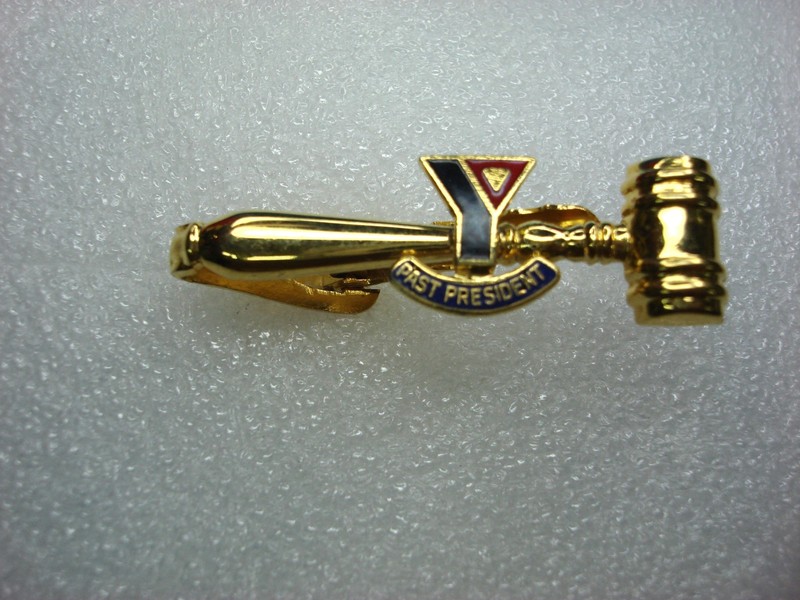 Vintage gold-tone YMCA past president tie clip