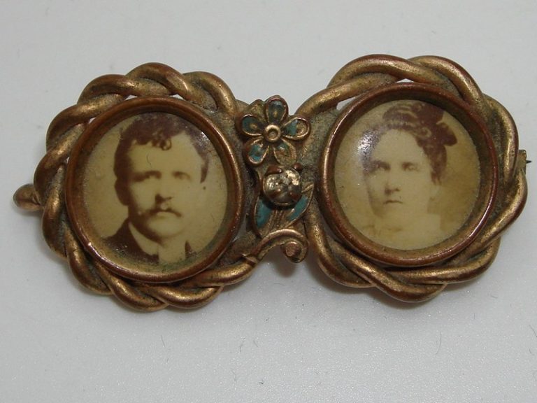 Antique Victorian mourning brooch with double photos, forget-me-not design