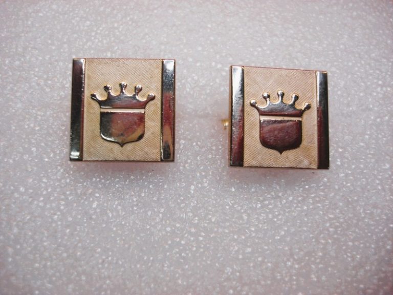 Vintage gold tone crown and crest cufflinks