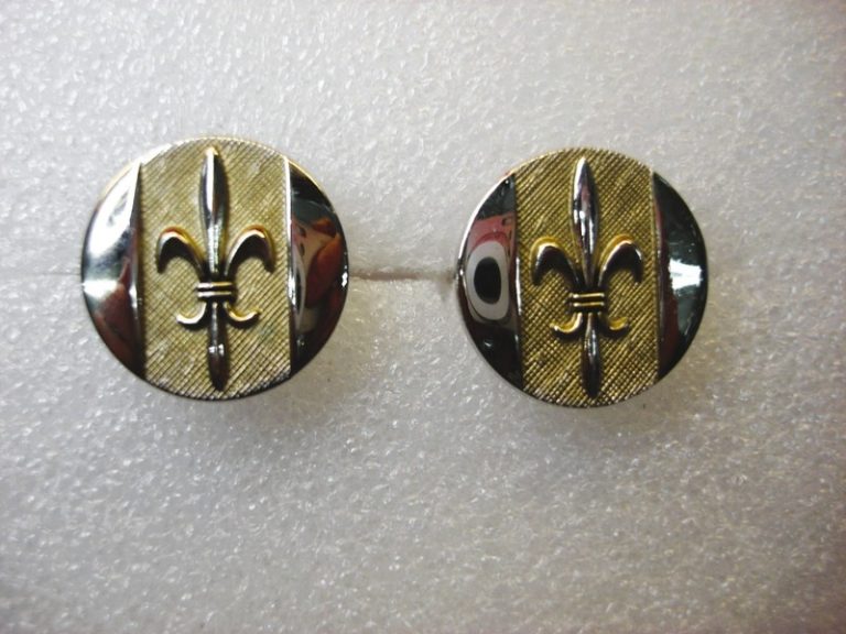 Vintage gold and silver tone fleur-de-lis cufflinks