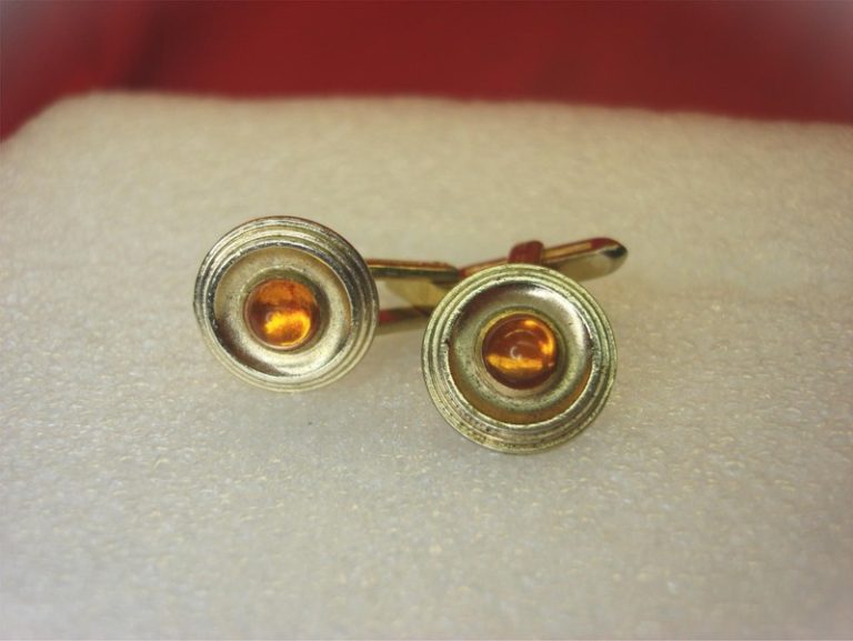 Vintage Hickok gold tone cufflinks with amber stones