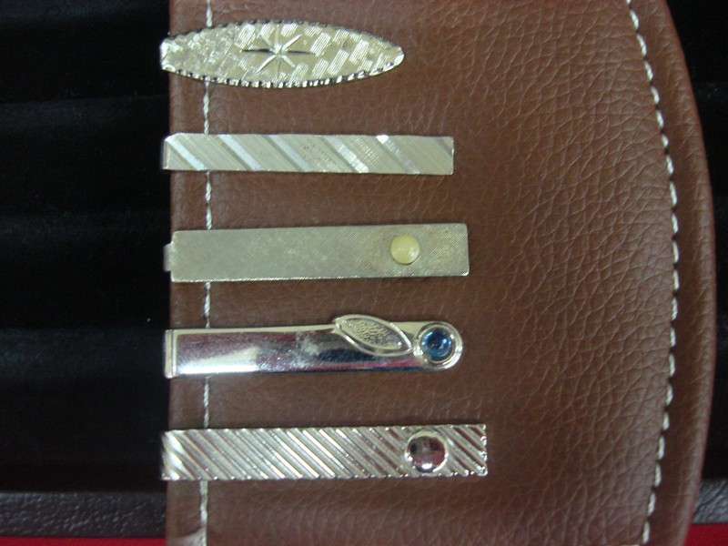 Set of 5 vintage silver tone tie clips