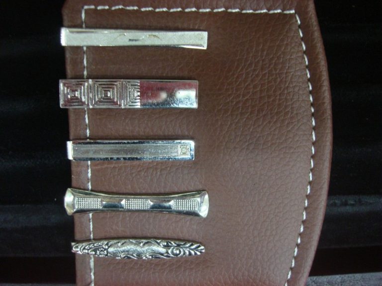 Set of 5 vintage silver-tone tie clips