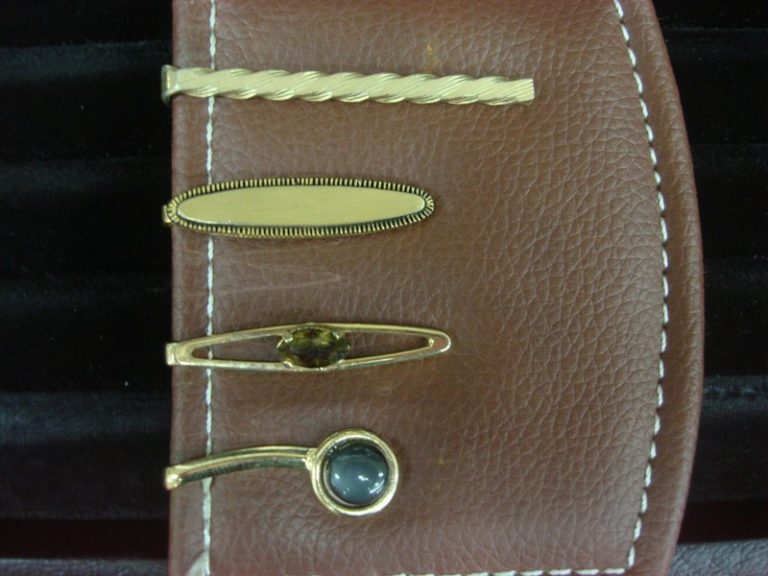 Vintage gold-tone tie clip set of 4