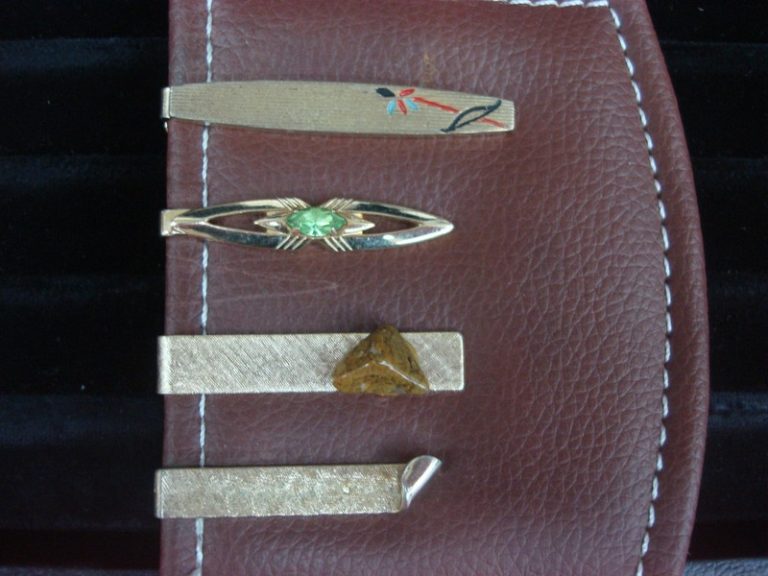 Vintage gold-tone tie clip set of four