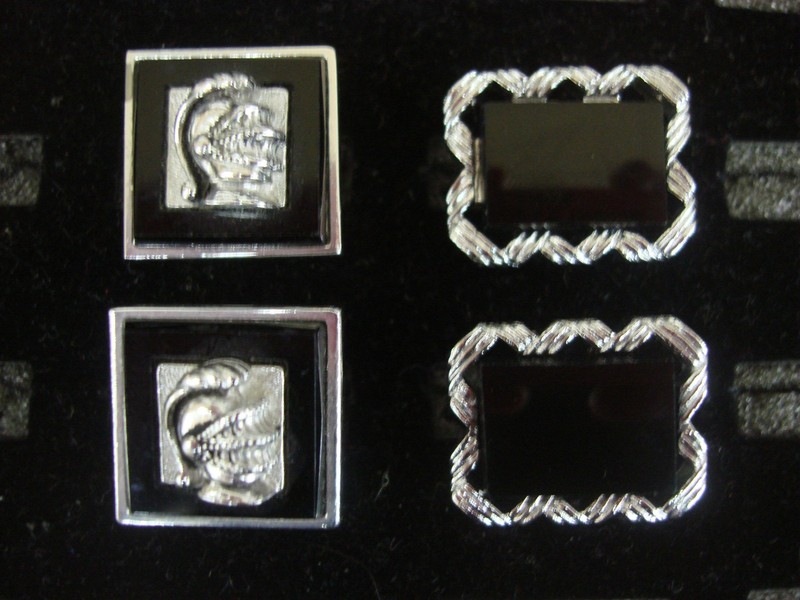 Vintage silver-tone cufflinks (2 pairs)