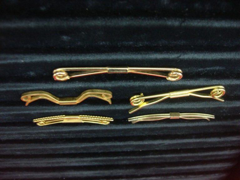 Set of 5 vintage gold-tone collar bar stays