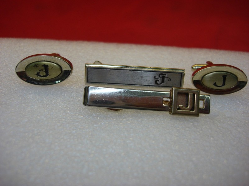 Vintage engraved tie clips and cufflinks set with initial J